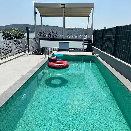 River House Villa Belgrado